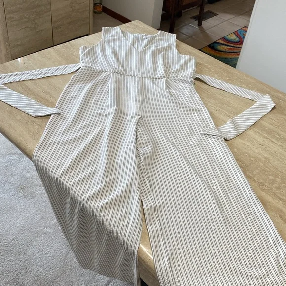 NWOT Jumpsuit Elegant Striped White with attached sash, very light and airy. - Picture 6 of 12